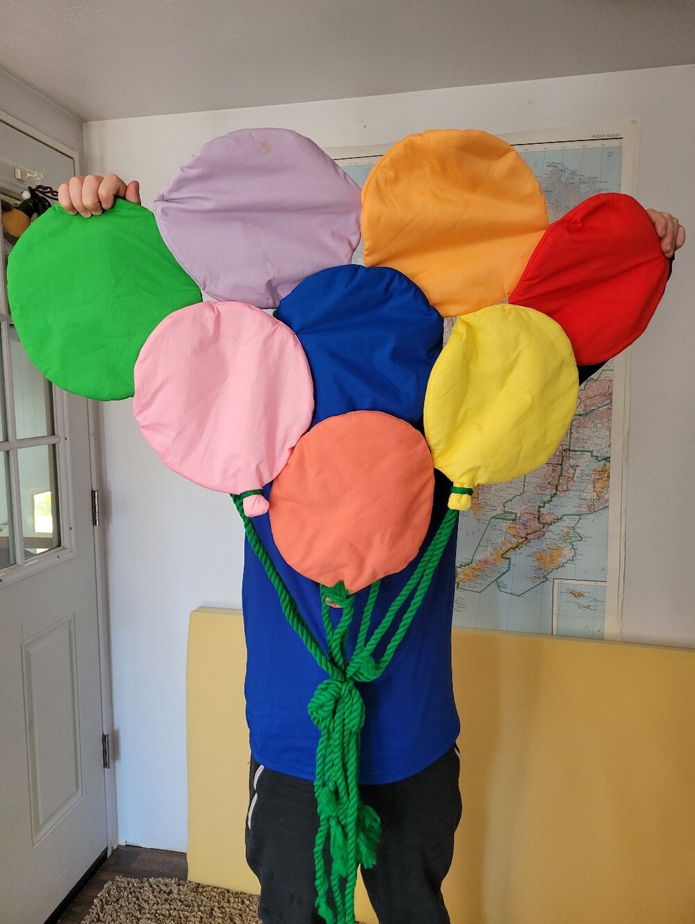 Antique Balloon Wall Hanging - Picture 2 of 2
